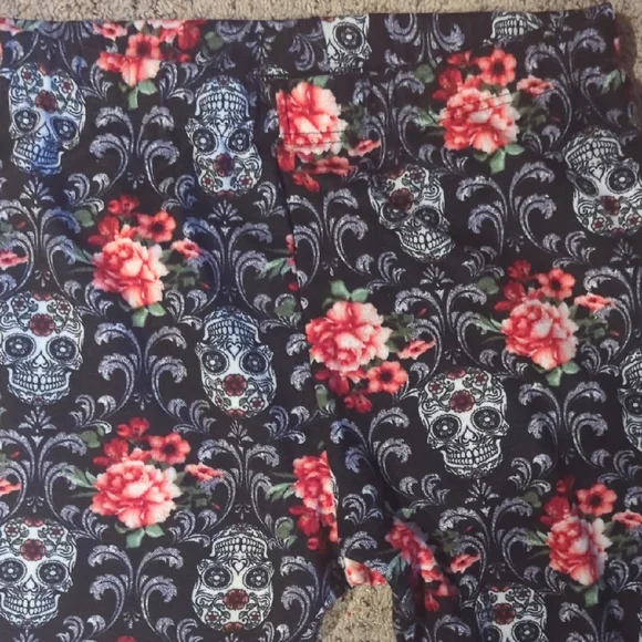 Terra & Sky Multicolor Floral Pants - Picture 3 of 15